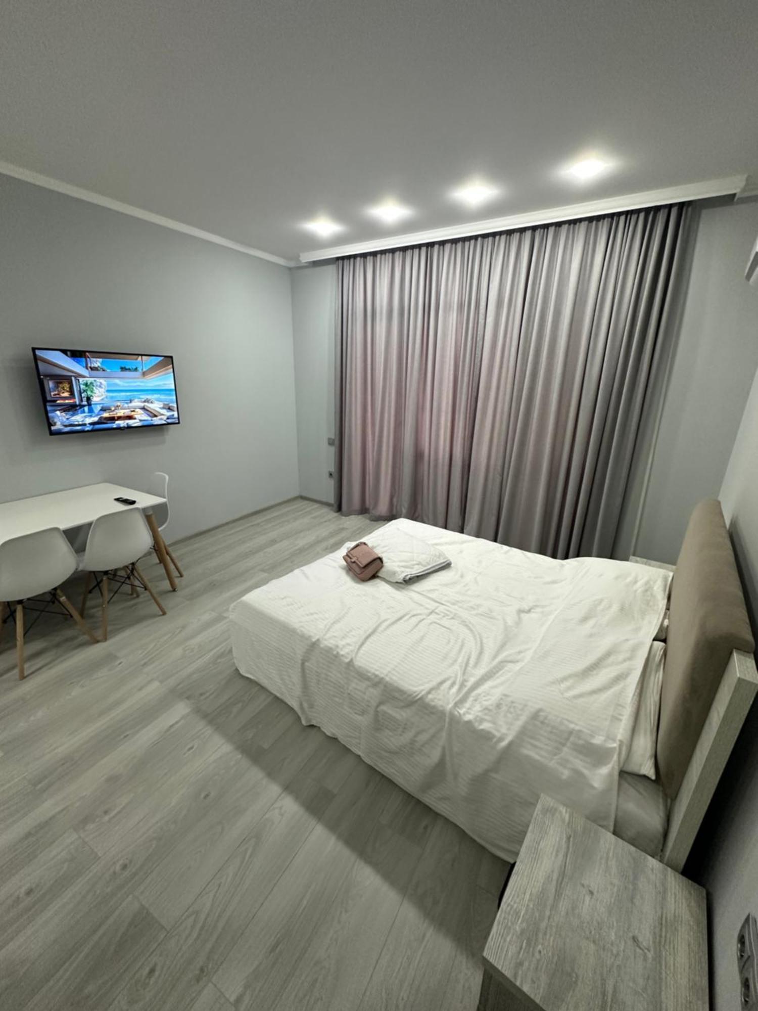 Bi Residence Sea View Luxury Batumi Bagian luar foto