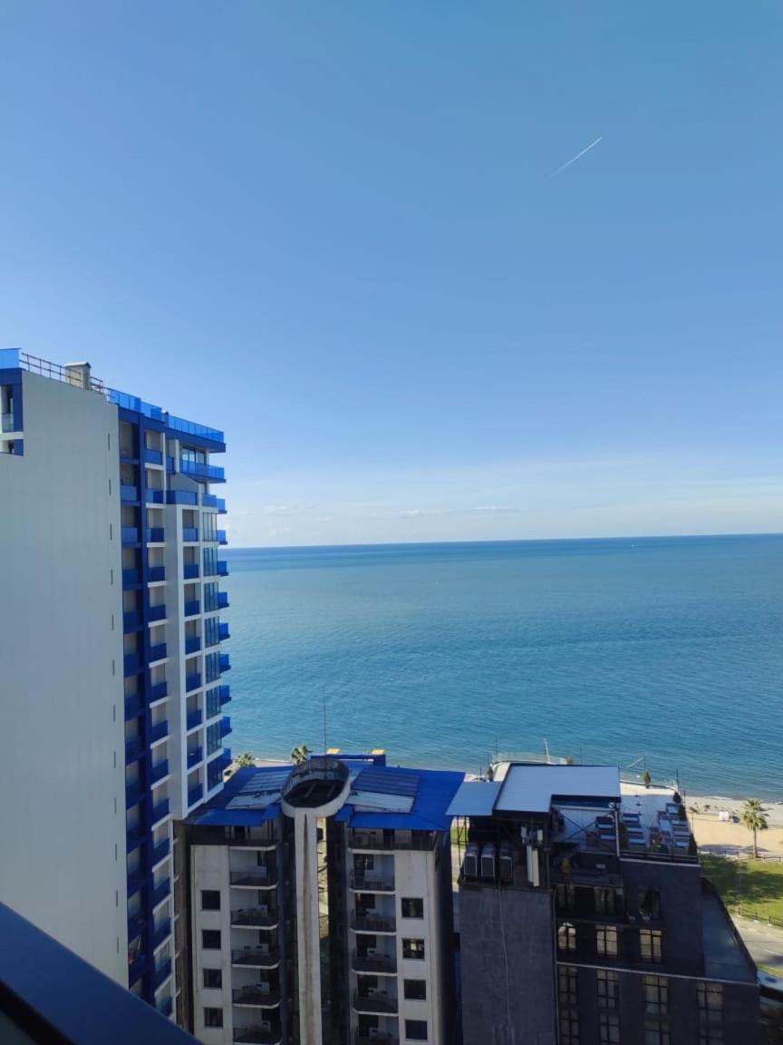 Bi Residence Sea View Luxury Batumi Bagian luar foto